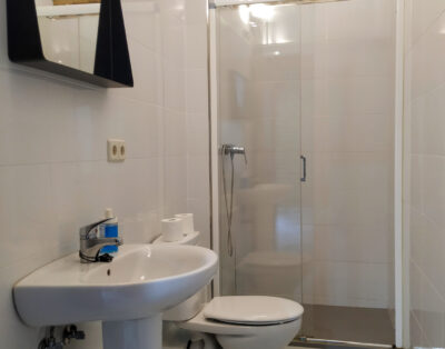 Bonito apartamento con encanto en pleno casco antiguo Ron 2