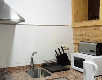Bonito apartamento con encanto en pleno casco antiguo Ron 1